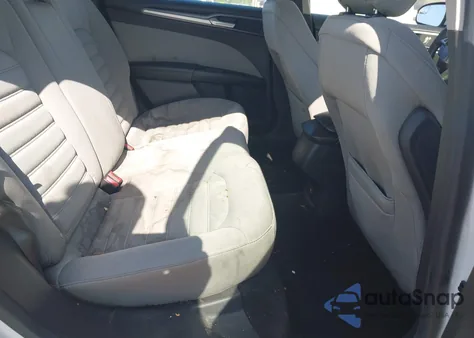 2015 Ford Fusion S из США, поврежденный, VIN 3FA6P0G76FR267280